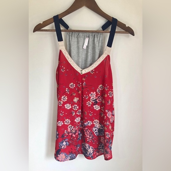 Tops - BOGO | 3 for $10 | Tank Top | Size M